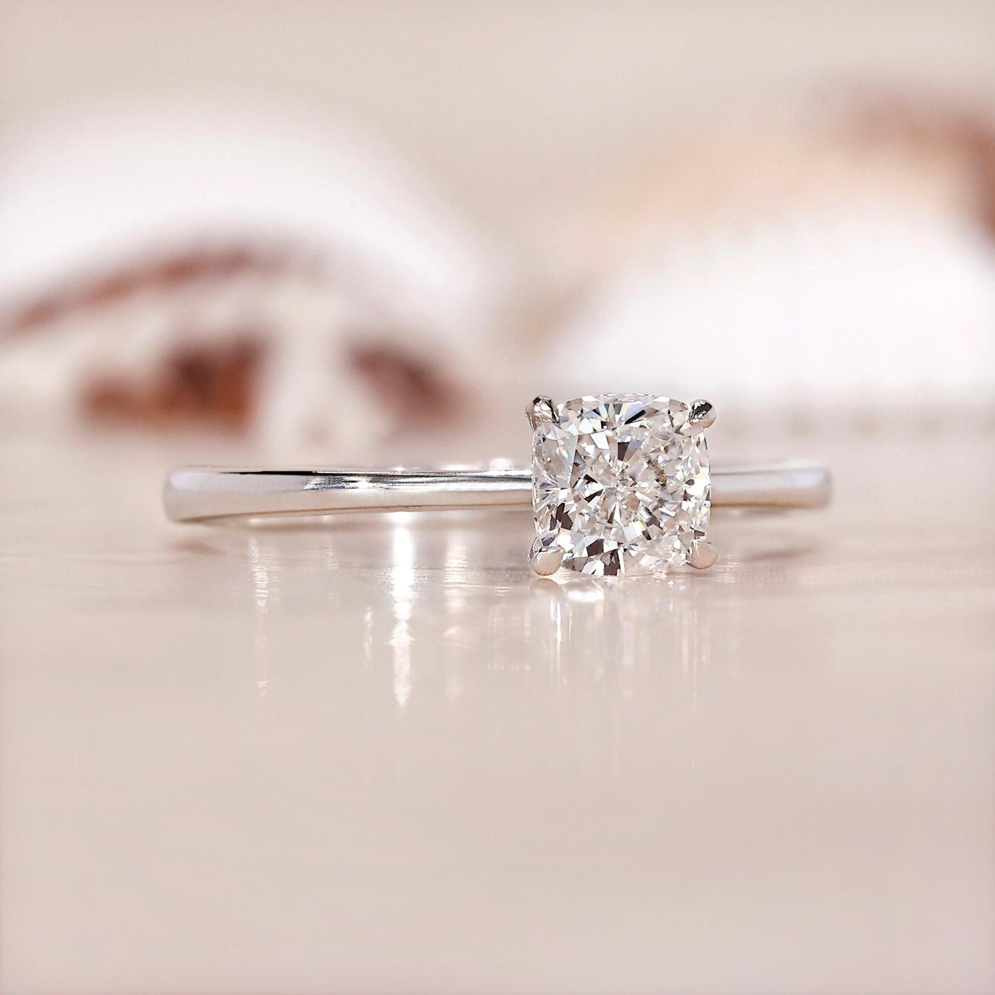 10K Gold Lab Grown Diamond CVD 1.5CT Cushion-Cut Minimalist Anniversary Ring For Gift