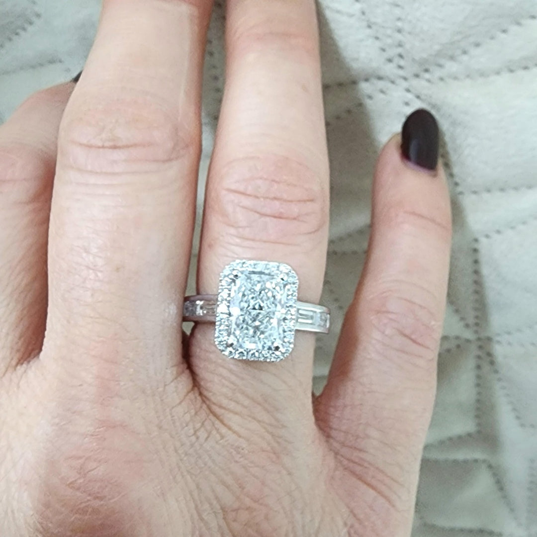 10K Gold Lab Grown Diamond CVD 2.5CT Radiant-Cut Halo Engagement Ring Birthday Gift