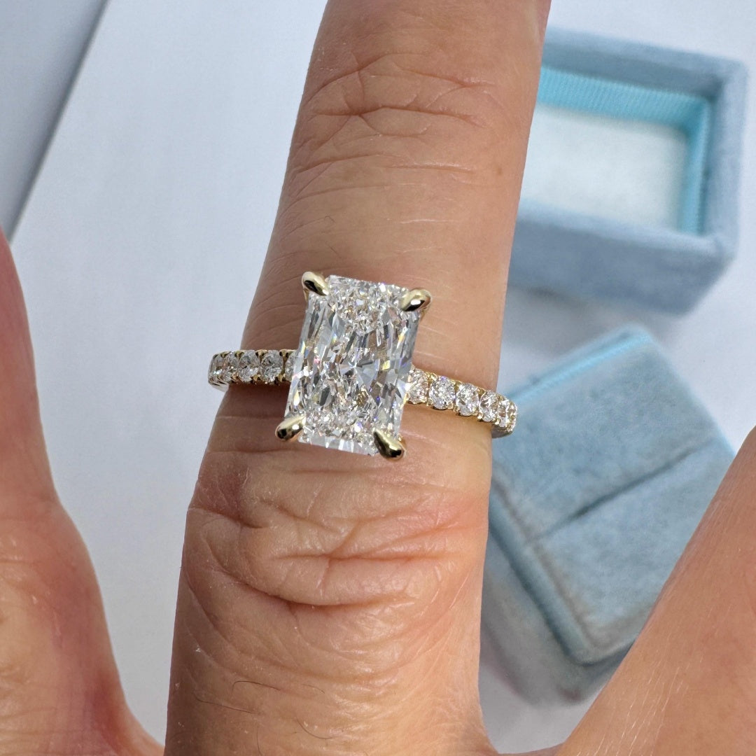 18K Gold Lab Grown Diamond CVD 2CT Radiant-Cut Hidden Halo Four Prong Promise Ring