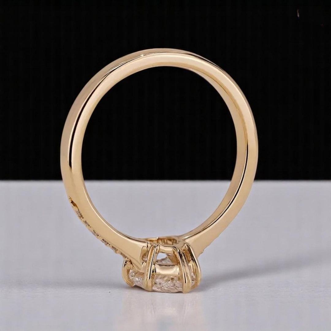 18K Gold Lab Grown Diamond CVD 3CT Pear-Cut Cathedral Setting Wedding Ring