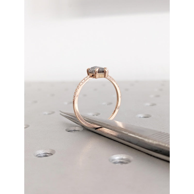 18k Gold Natural Salt Stone 1.5CT Pear-Cut Half Eternity Diamond Ring