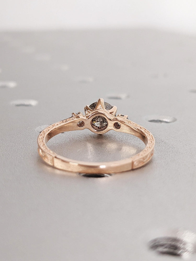 18k Gold Raw Salt and Pepper Diamond 1CT Round-Cut Multi Stone Galaxy Diamond Ring