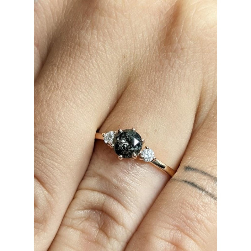 18k Gold Natural Salt Stone 1CT Round-Cut Engagement Ring for Women