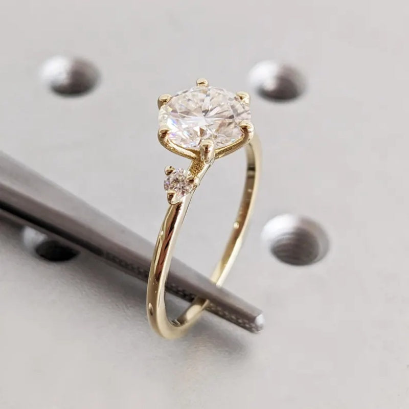 14K Gold Lab Grown Diamond CVD 2CT Round-Cut Six Prong with Side Stone Promise Ring