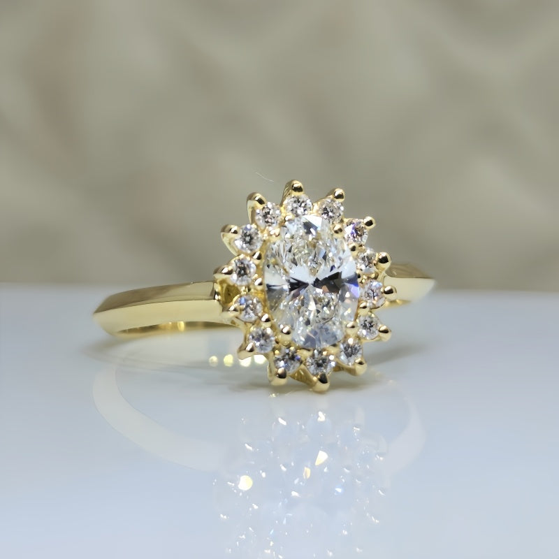 14K Gold Lab Grown Diamond CVD 2CT Oval-Cut Sunflower Anniversary Ring For Gift