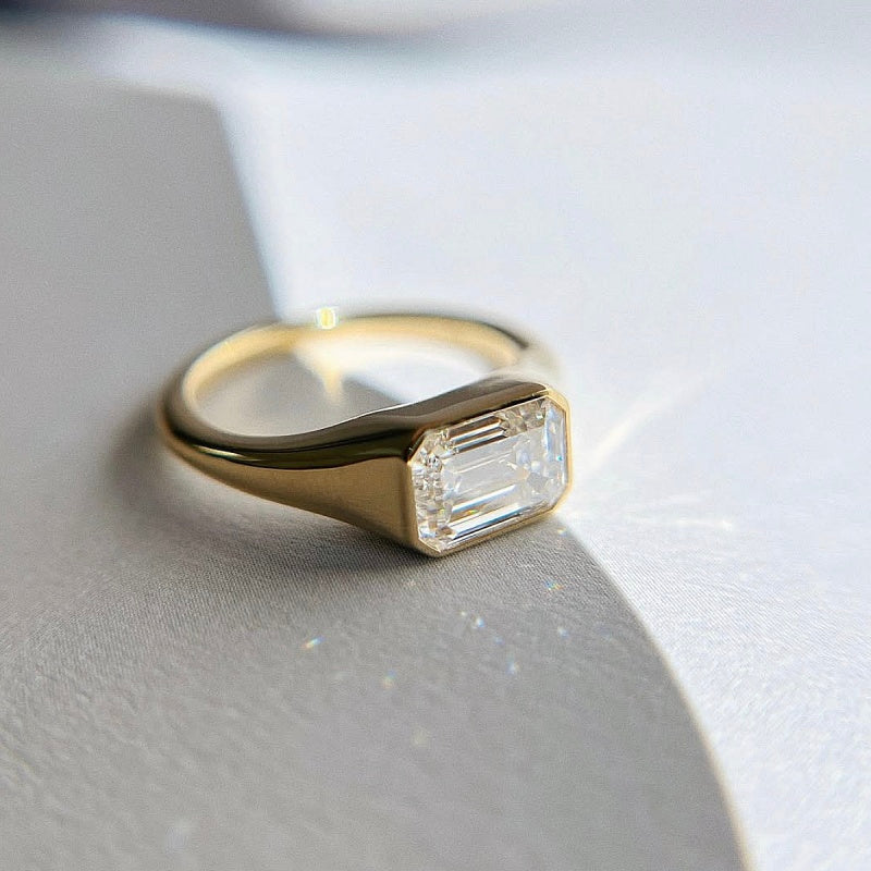 18k Gold Lab Grown Diamond CVD 2CT Emerald-Cut Bezel Set Classic Ring