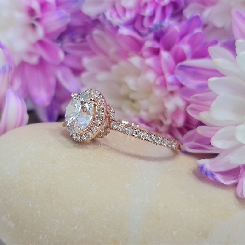 14K Gold Lab Grown Diamond CVD 3CT Round-Cut Halo Engagment Ring For Daily Wear