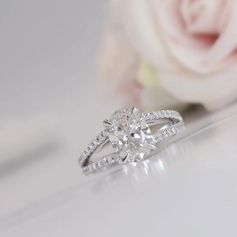 10K Gold Lab Grown Diamond CVD 3CT Oval-Cut Simple and Stylish Engagement Ring