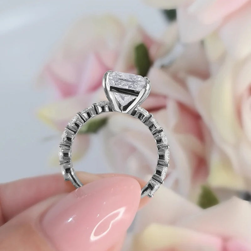 14K Gold Lab Grown Diamond CVD 3CT Cushion-Cut Simple and Stylish Anniversary Ring