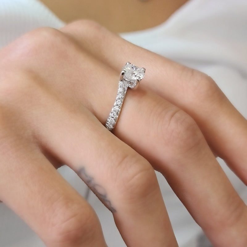 10K Gold Lab Grown Diamond CVD 1.5CT Round-Cut Unique Twist Wedding Ring