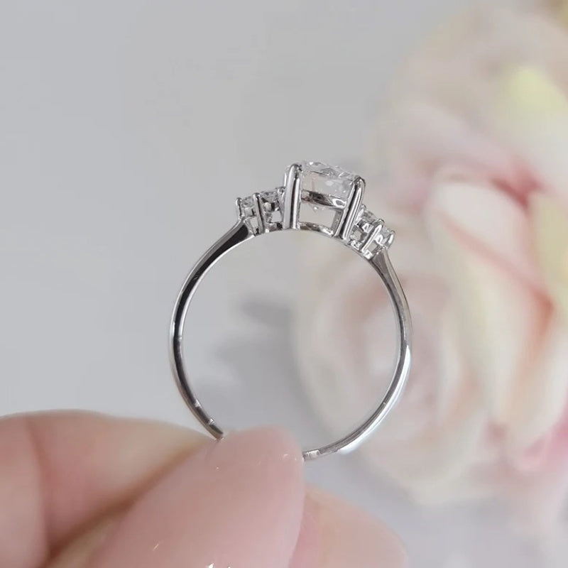 10K Gold Lab Grown Diamond CVD 1.5CT Round-Cut With Round Side Stones Engagement Ring
