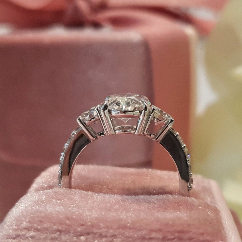 14K Gold Lab Grown Diamond CVD 4CT Oval-Cut Luxury Three Stone Anniversary Ring