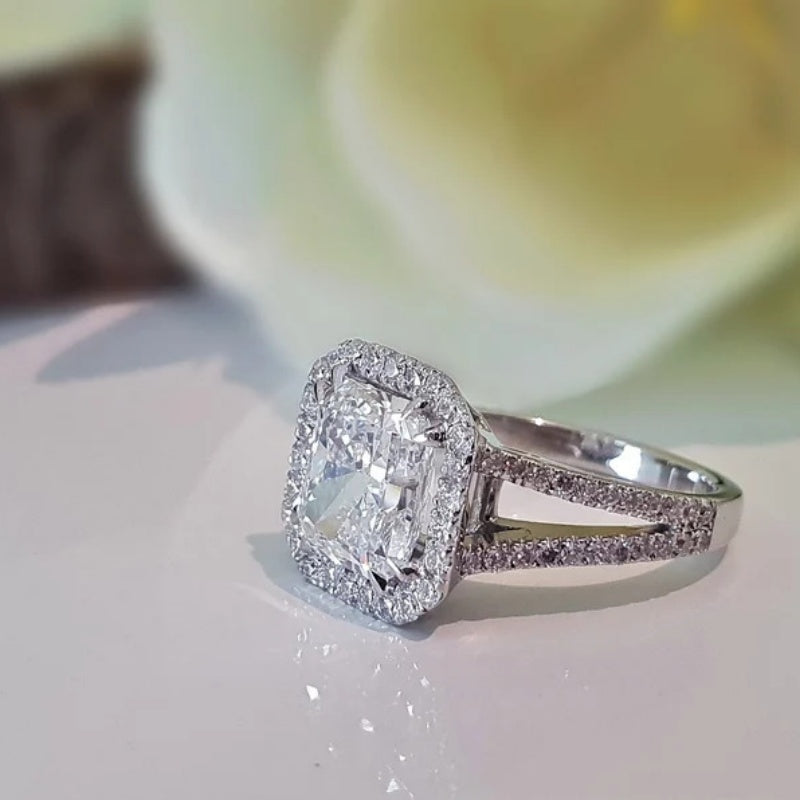 10K Gold Lab Grown Diamond CVD 3CT Radiant-Cut V-shaped Halo Engagement Ring