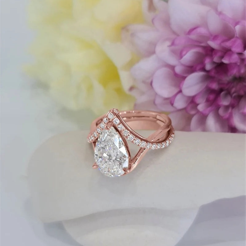 14K Gold Lab Grown Diamond CVD 3.5CT Pear-Cut Ethical Luxury Bridal Engagement Ring