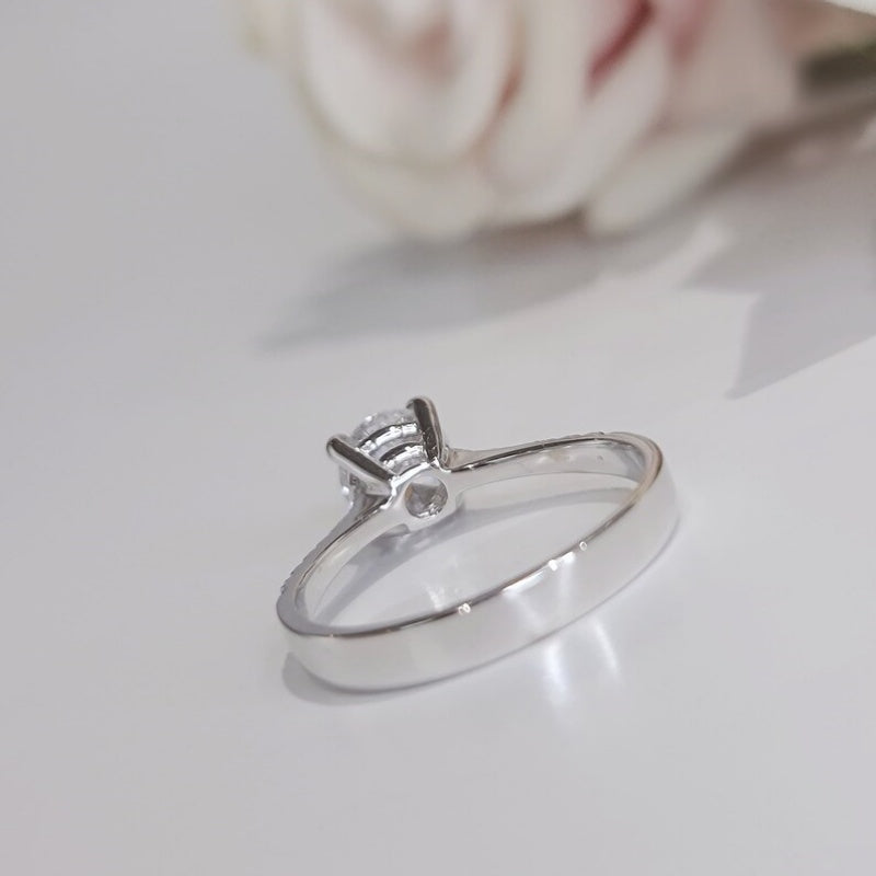 10K Gold Lab Grown Diamond CVD 1CT Round-Cut Four Prong Simple and Stylish Promise Ring