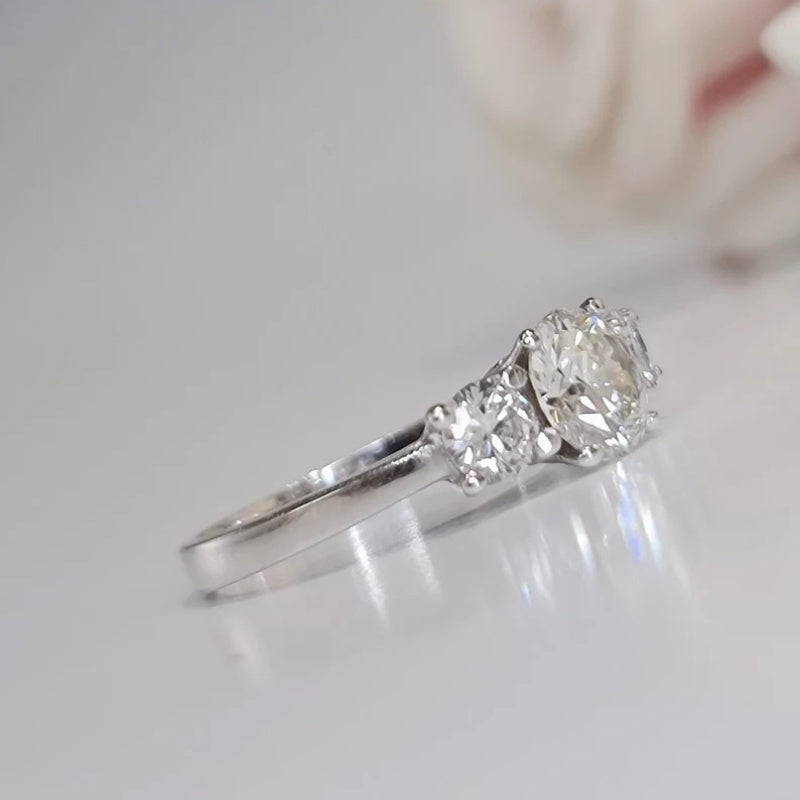 14K Gold Lab Grown Diamond CVD 1.5CT Round-Cut Three Stone Promise Ring