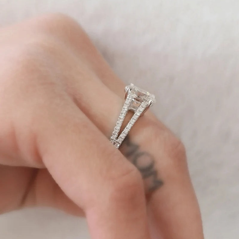 10K Gold Lab Grown Diamond CVD 3CT Oval-Cut Simple and Stylish Engagement Ring