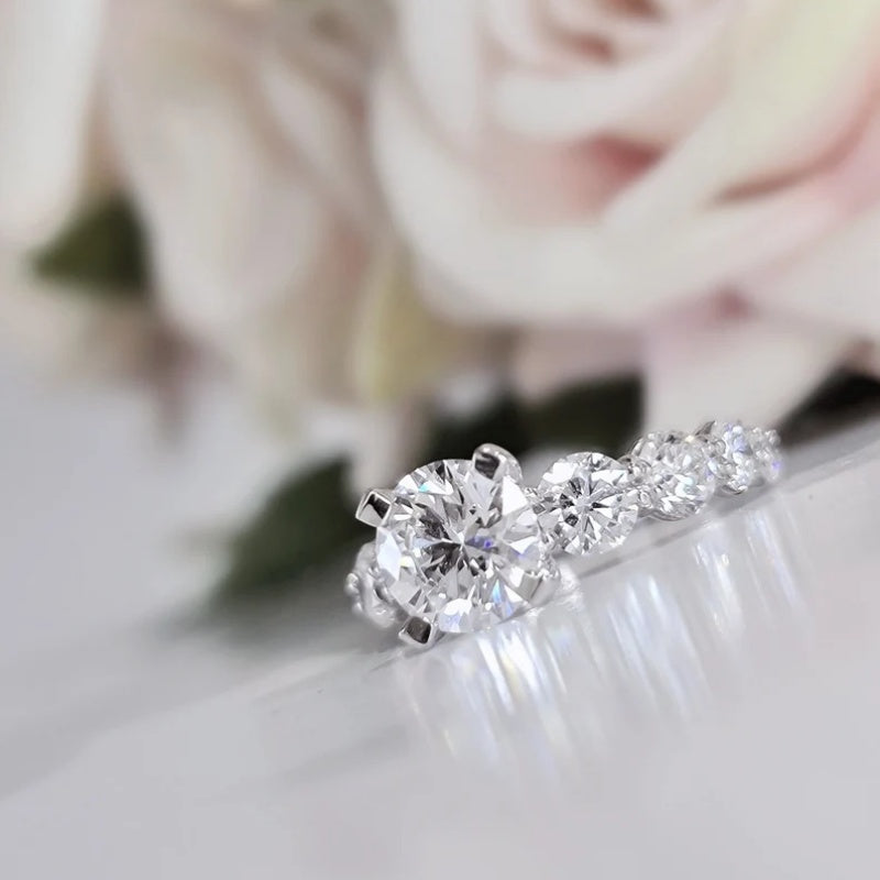 14K Gold Lab Grown Diamond CVD 2CT Round-Cut Clarity Engagement Ring