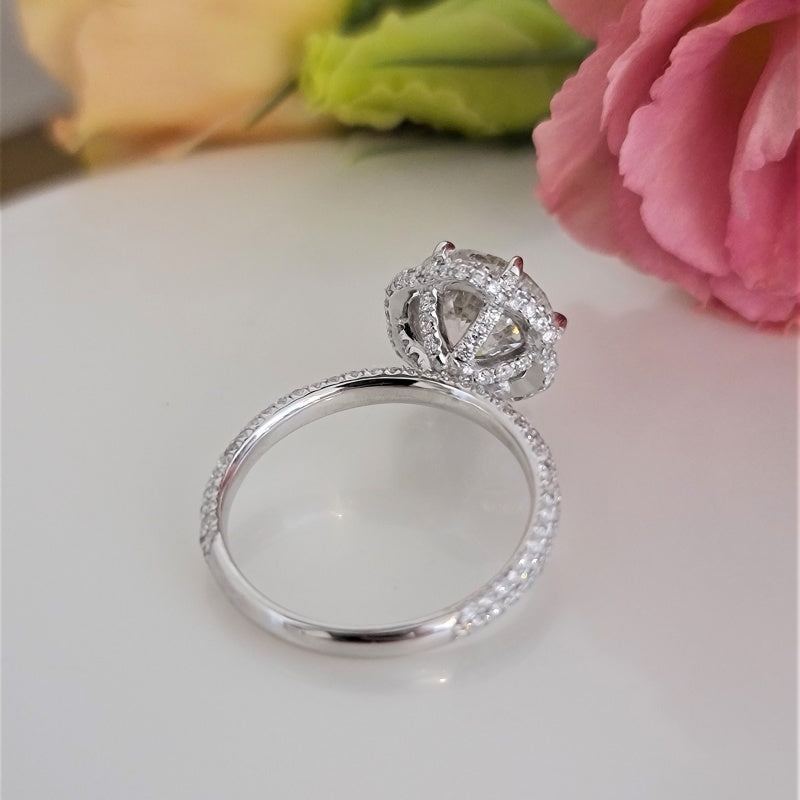 10K Gold Lab Grown Diamond CVD 3CT Round-Cut Flower Halo Engagement Ring