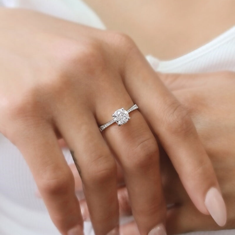 10K Gold Lab Grown Diamond CVD 1CT Round-Cut Four Prong Simple and Stylish Promise Ring