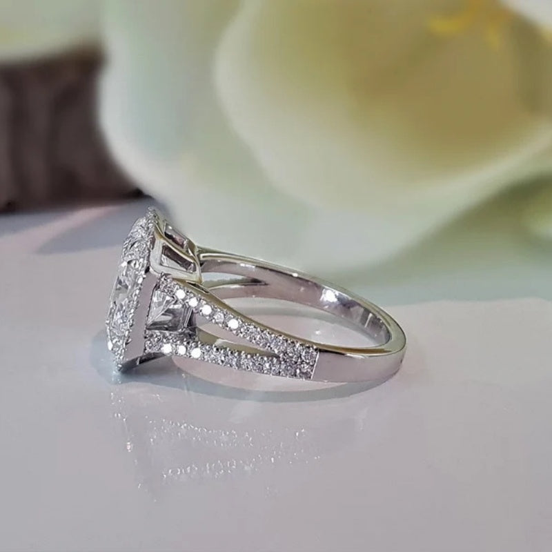 10K Gold Lab Grown Diamond CVD 3CT Radiant-Cut V-shaped Halo Engagement Ring