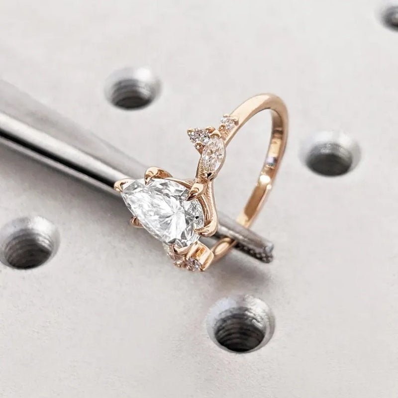 14K Gold Lab Grown Diamond CVD 2CT Pear-Cut Six Prong Vintage Inspired Bridal Engagement Ring