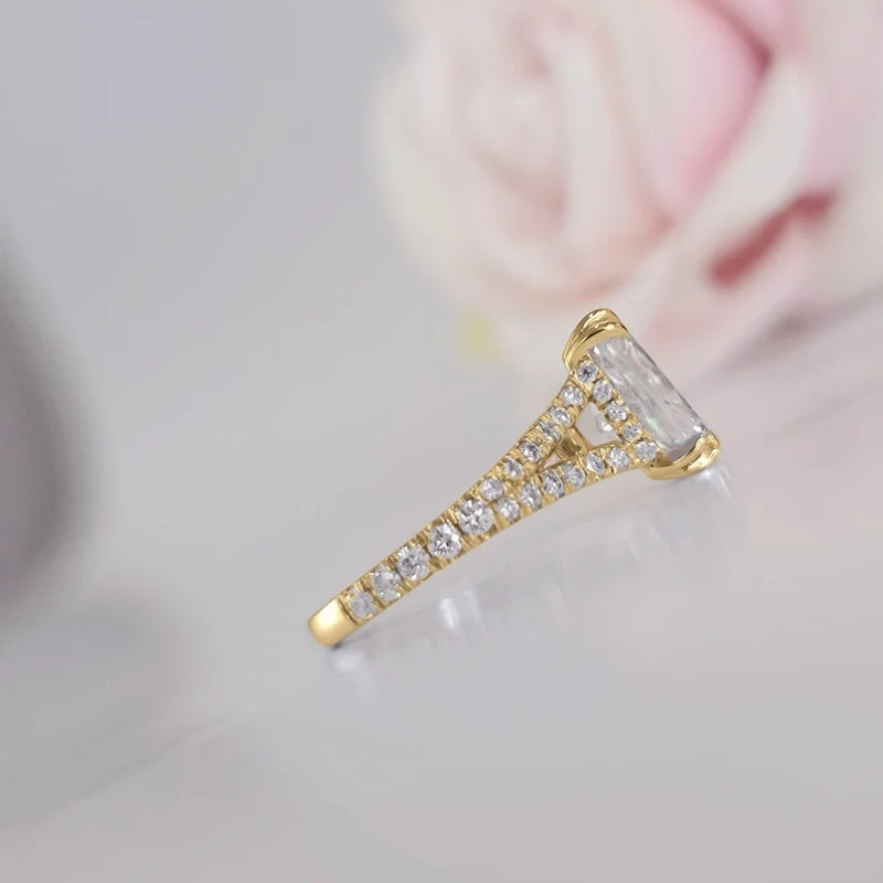 14K Gold Lab Grown Diamond CVD 2CT Radiant-Cut V-shaped Halo Engagement Ring