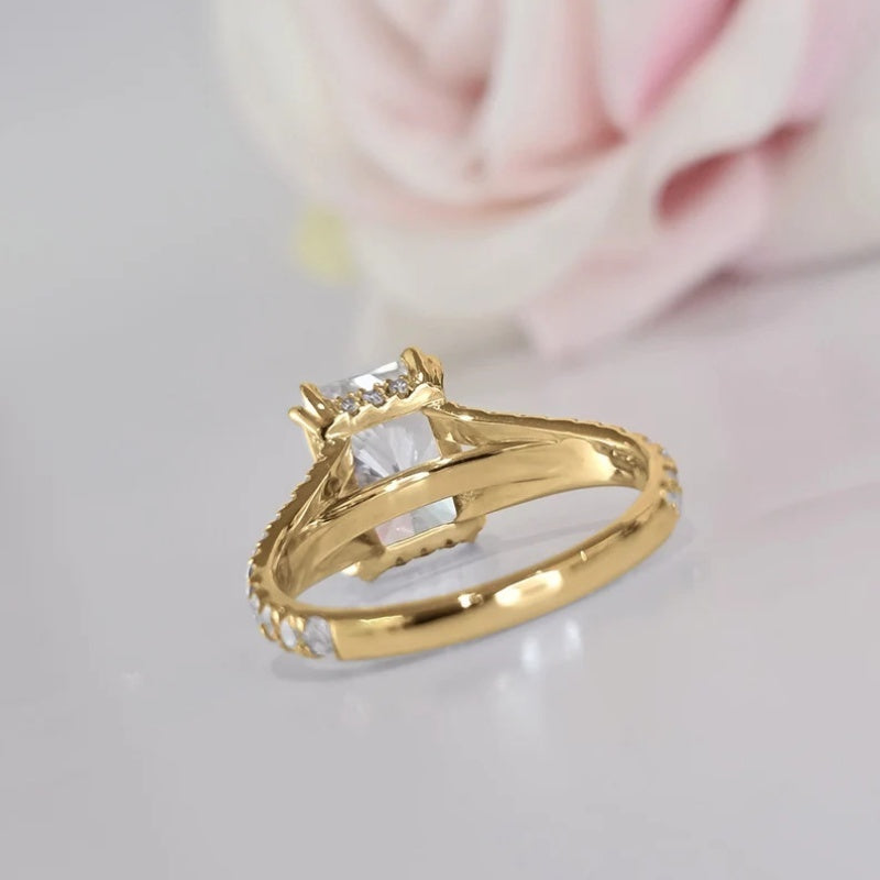 14K Gold Lab Grown Diamond CVD 2CT Radiant-Cut V-shaped Halo Engagement Ring