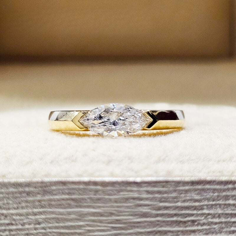 18K Gold Lab Grown Diamond CVD 1CT Marquise-Shaped Minimalist Ring