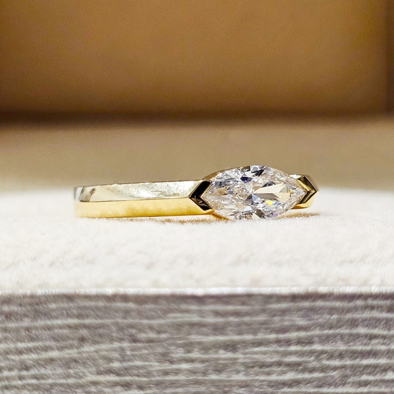 18K Gold Lab Grown Diamond CVD 1CT Marquise-Shaped Minimalist Ring