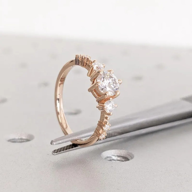 18k Gold Lab Grown Diamond CVD 2CT Round-Cut Delicate Vintage Ring