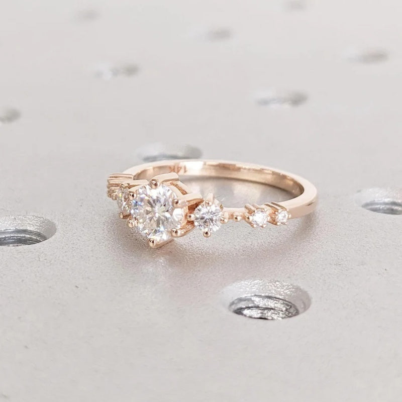 18k Gold Lab Grown Diamond CVD 2CT Round-Cut Delicate Vintage Ring