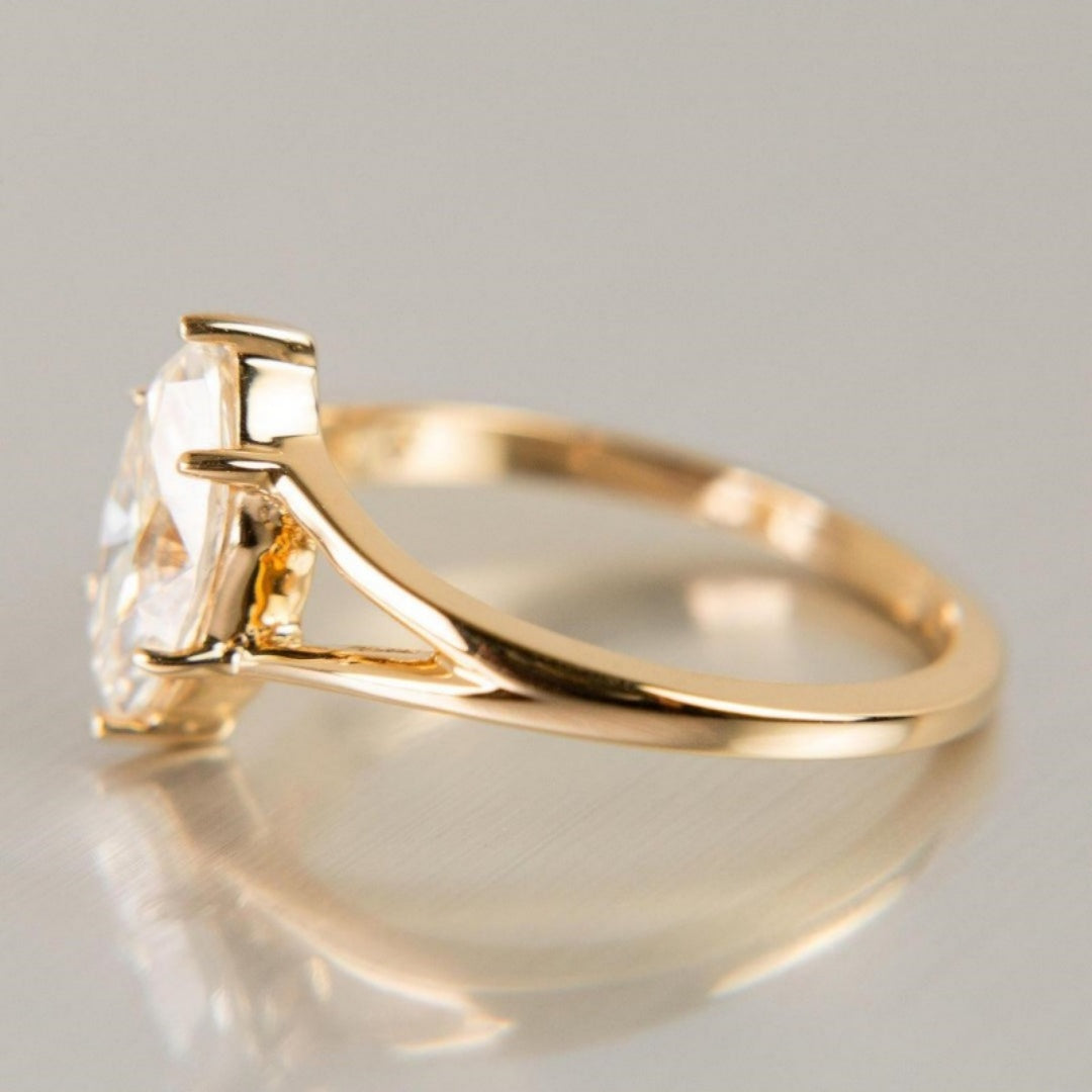 10K Gold Lab Grown Diamond CVD 1CT Marquise-Cut V-shaped Unique Engagement Ring