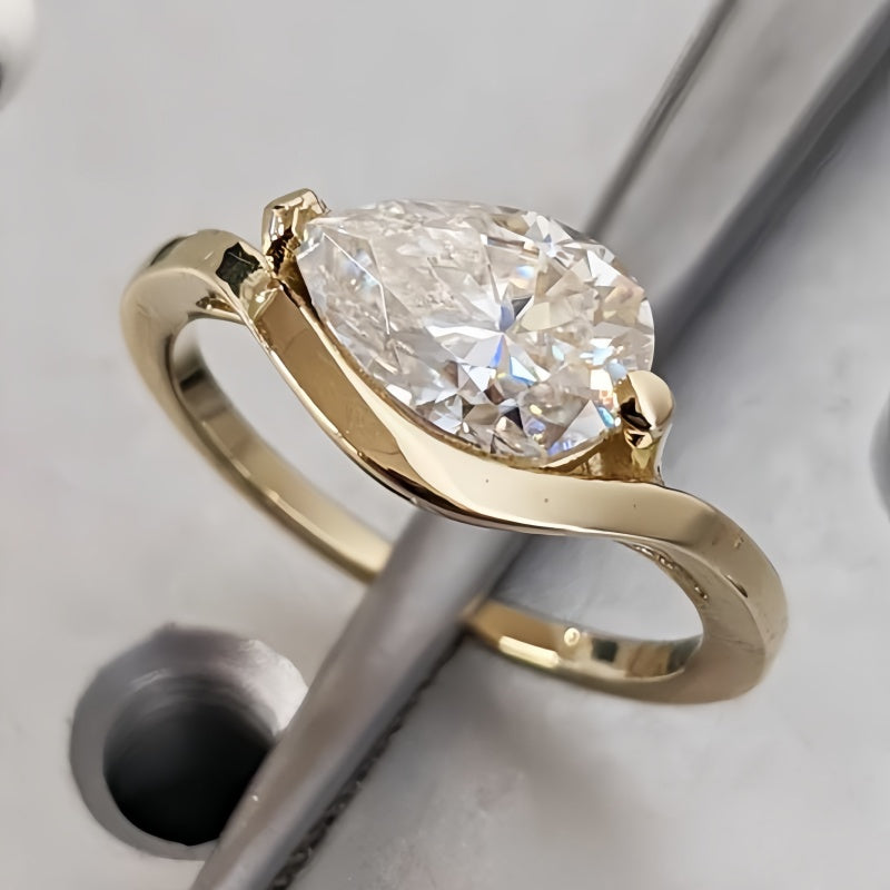 14K Gold Lab Grown Diamond CVD 2CT Pear-Cut Unique Design Promise Ring For Daily Wear