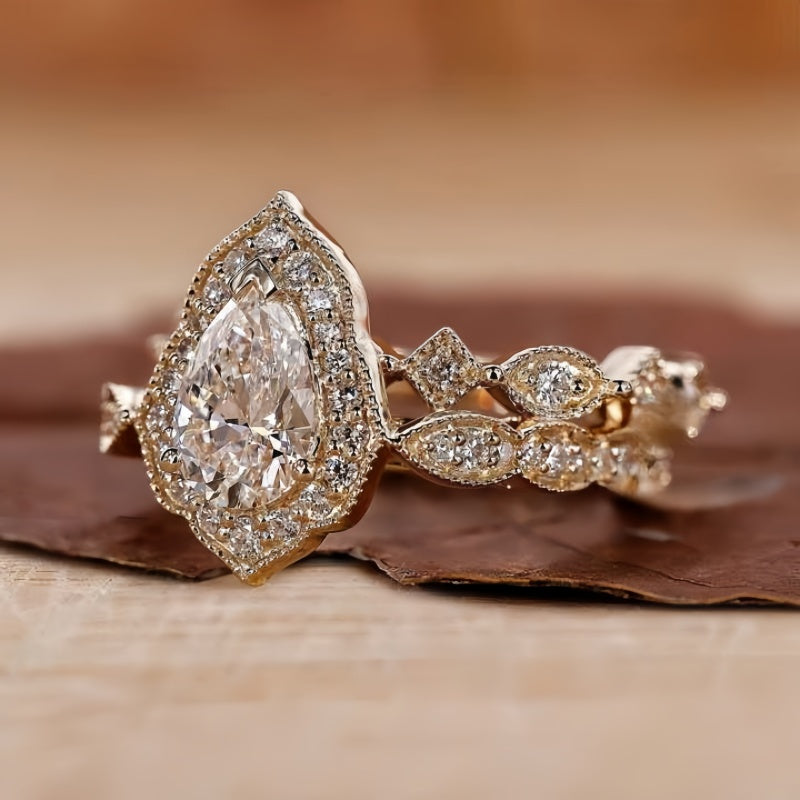 14K Gold Lab Grown Diamond CVD 1.5CT Pear-Cut Vintage Engagement Ring Set