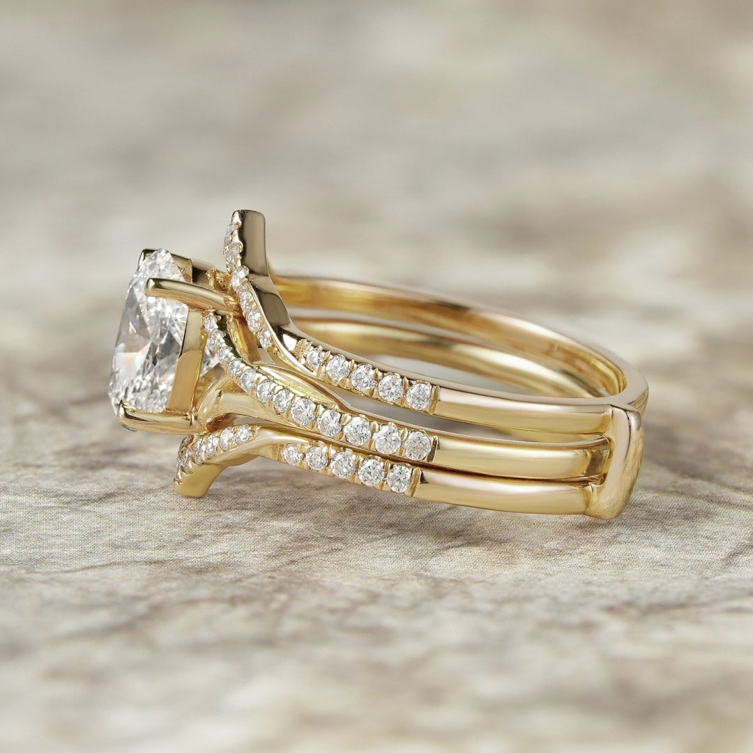 18k Gold Lab Grown Diamond CVD 2CT Oval-Cut Anniversary Rings