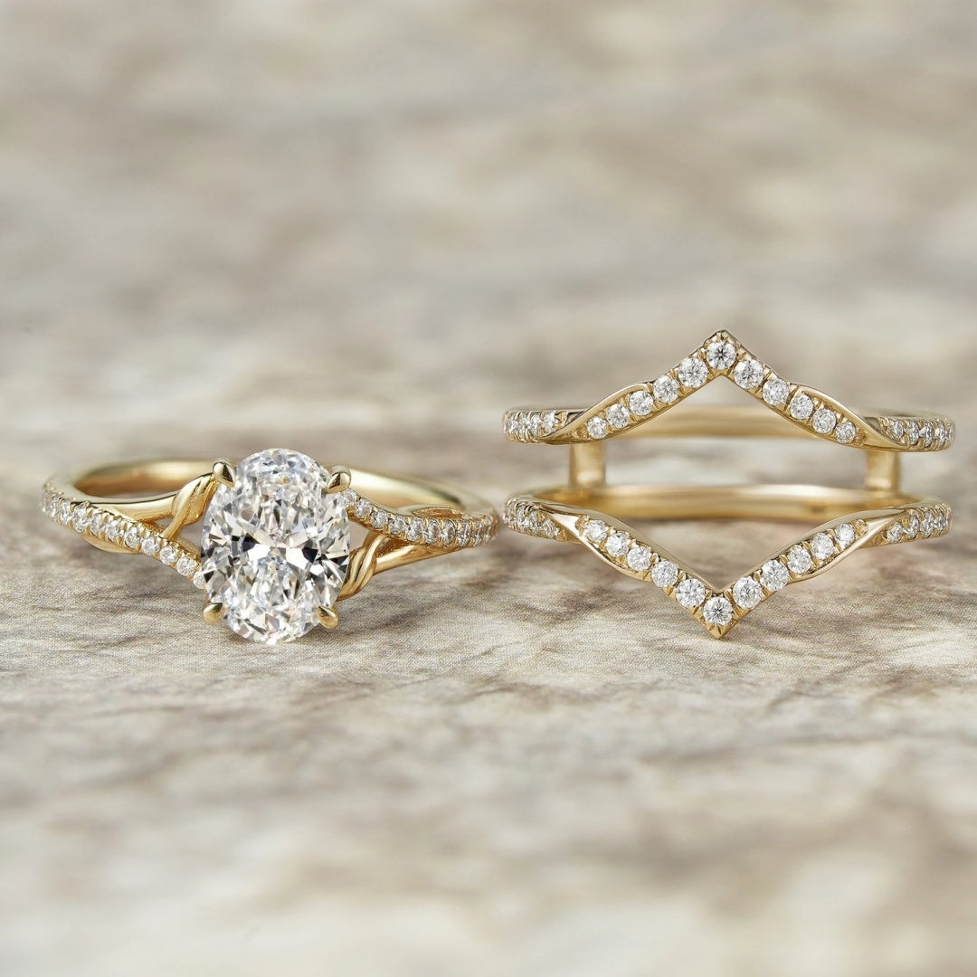 18k Gold Lab Grown Diamond CVD 2CT Oval-Cut Anniversary Rings